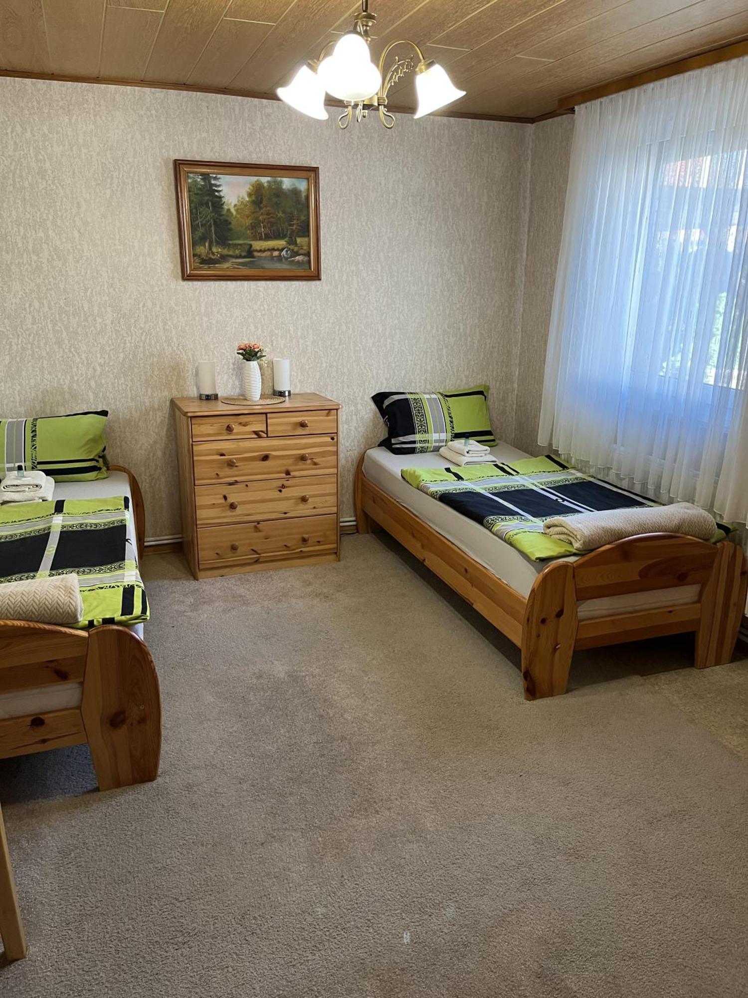Königslutter am Elm Gasthaus Katrin מראה חיצוני תמונה